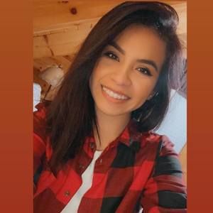 Meet your Posher, Mayra